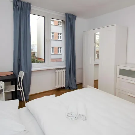 Roomspoznan Po - Kazimierza Wiekiego - 24h Self Check-in * Poznań