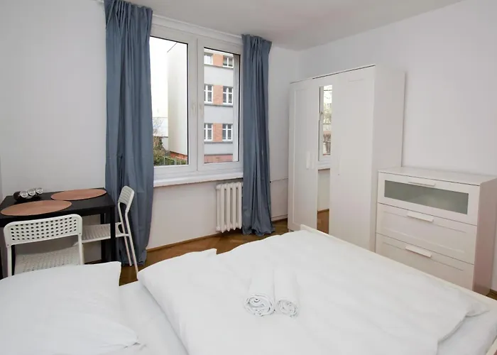 Roomspoznan Po - Kazimierza Wiekiego - 24h Self Check-in * 波兹南